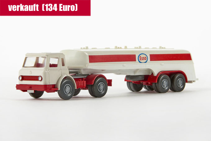 Wiking International Harvester Esso-Tanksattelzug