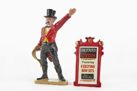 Britains Circus No. 8666 Manegenmeister mit Werbetafel