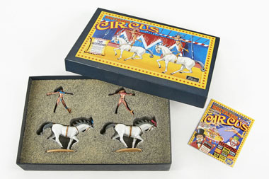 Britains Circus No. 8671 Artistinnen mit Pferd OVP