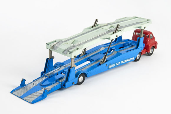 Corgi Toys 1101 Carrimore car Transporter