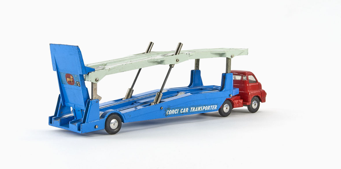 Corgi Toys 1101 Carrimore car Transporter