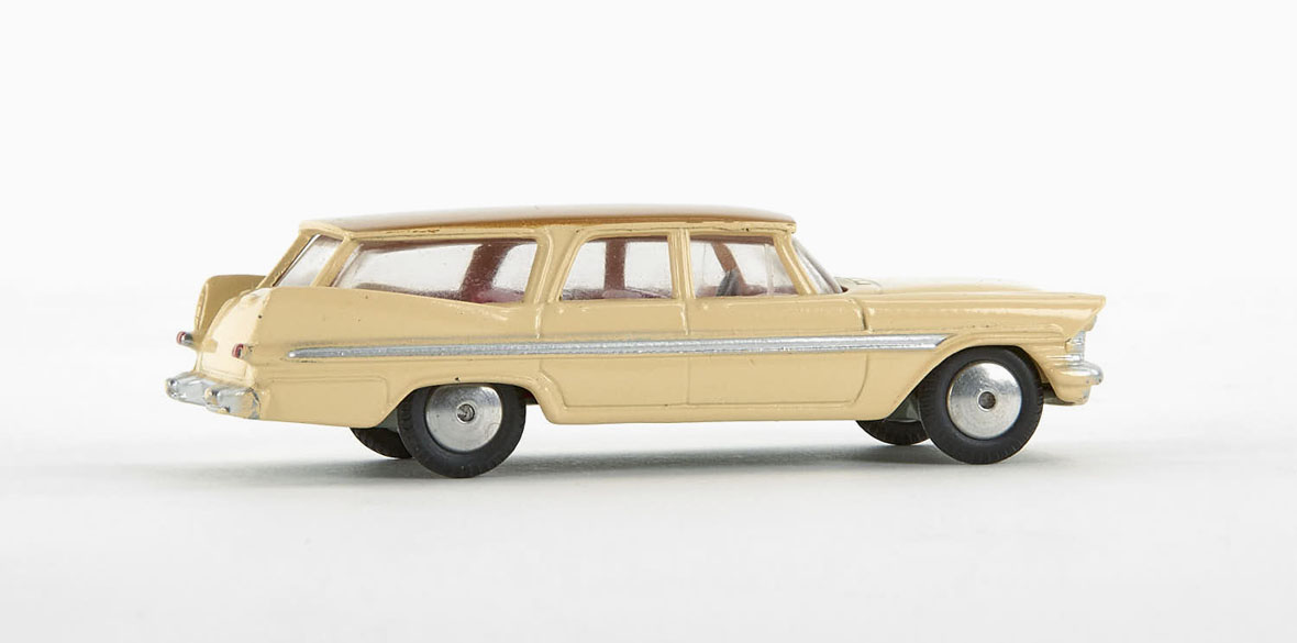 Corgi Toys 219 Plymouth Sports Suburban Station Wagon
