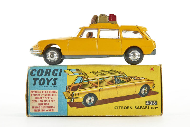 Corgi Toys 436 Citroen Safari ID 19