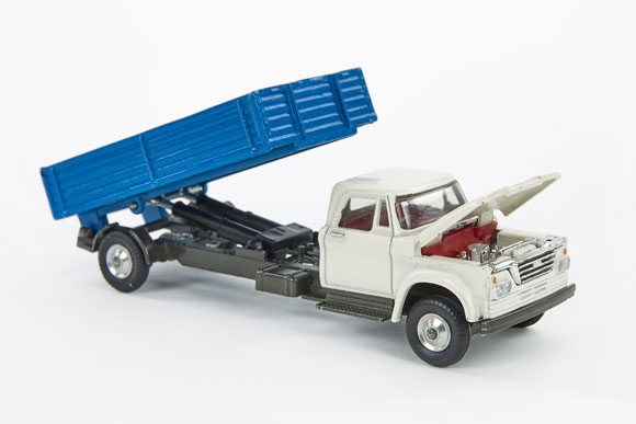 Corgi Toys 483 Dodge Kew Fargo Tipper