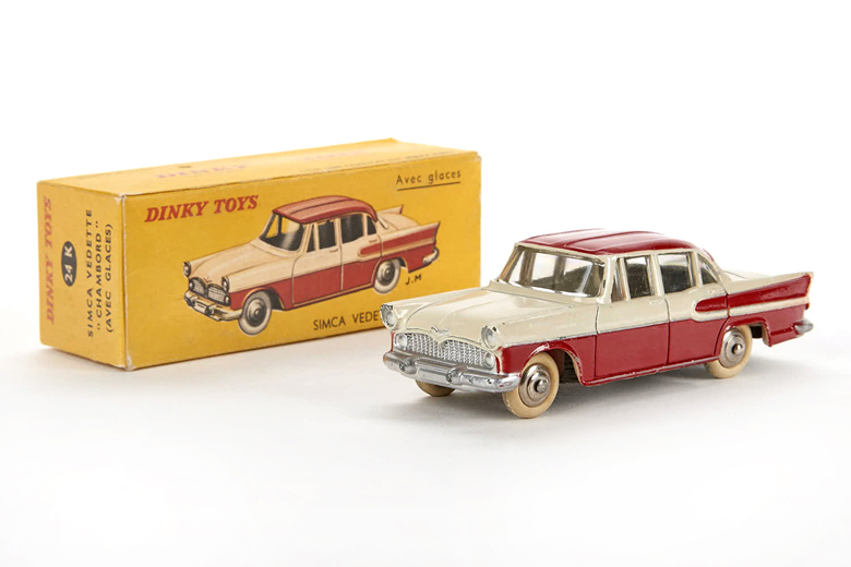 Dinky Toys 24 K Simca Vedette Chambord