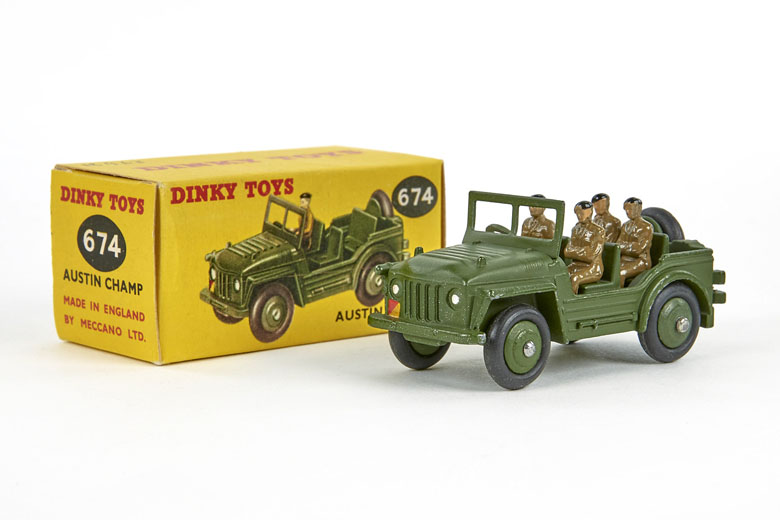 Dinky Toys 674 Austin Champ