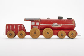 Lego Holzspielzeug Lokomotive mit Tender, Lego wooden locomotive with tender