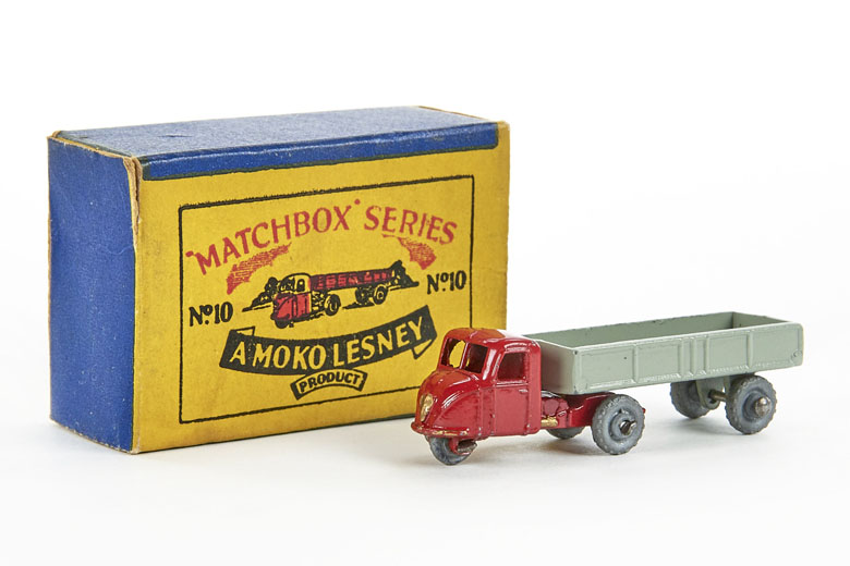 Matchbox 10 Scammell Scarab Mechanical Horse and Trailer