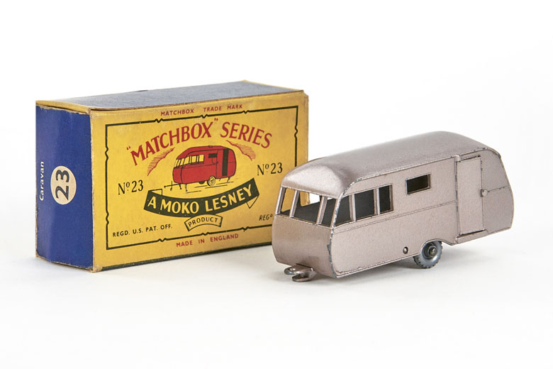 Matchbox 23 Caravan Bluebird Dauphine