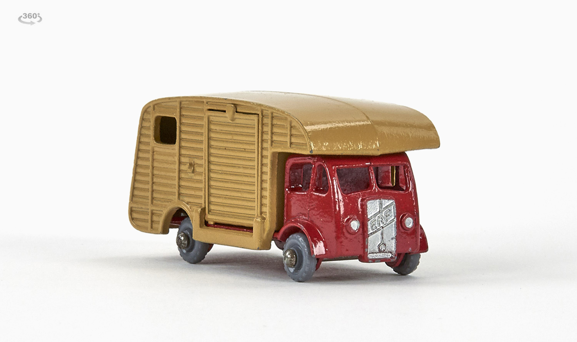 Matchbox 35 Marshall Horse Box