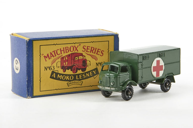 Matchbox 63 Ford 3 Ton 4x4 Service Ambulance