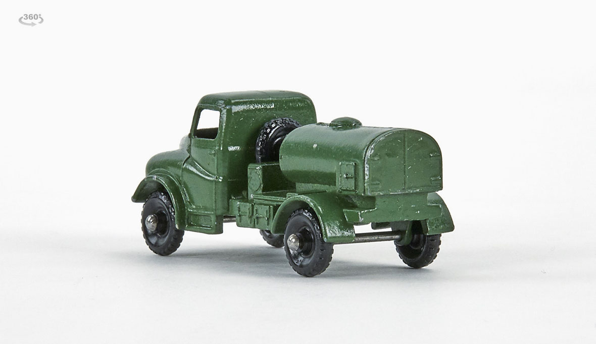 Matchbox 71 Austin 200 Gallon Water Truck