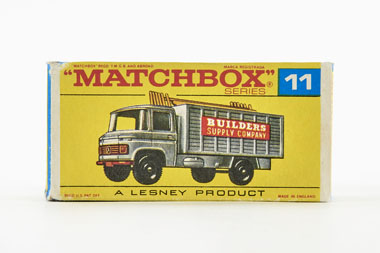 Matchbox 11 Mercedes Scaffolding Truck OVP