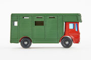 Matchbox 17 Horse Box