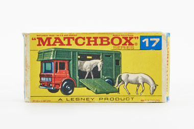 Matchbox 17 Horse Box OVP