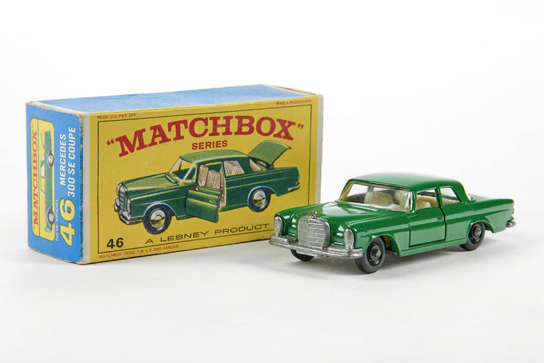 Matchbox 46 Mercedes 300 SE Coupe