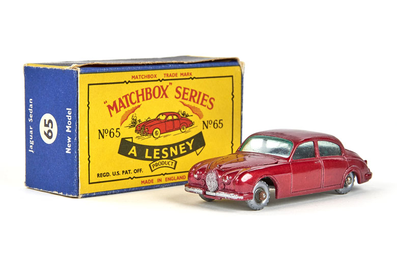 Matchbox 65 Jaguar Sedan