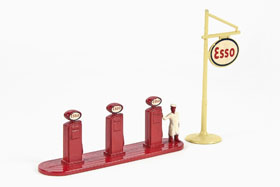 Matchbox 1 Accesory Pack Esso Petrol Pumps