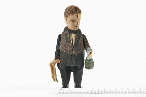 Schuco Tanzfigur Nr. 944 Kellner mit Weinflasche