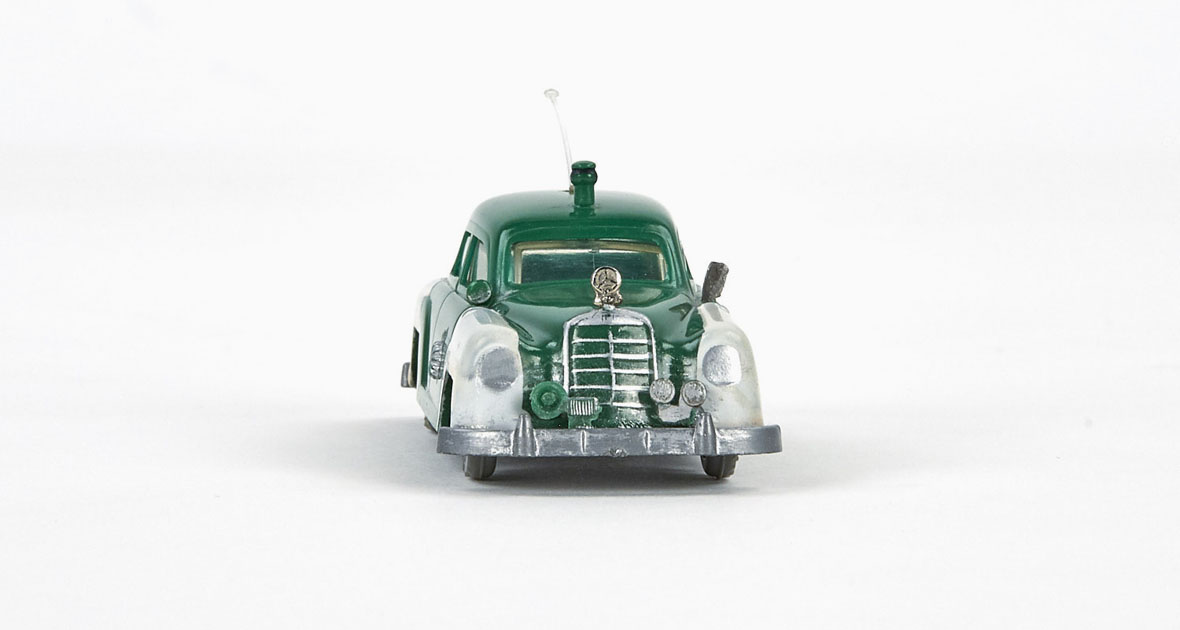 siku (ジク) No.1318 Peterwagen POLIZEI siku (ジク) No.1318 Peterwagen POLIZEI