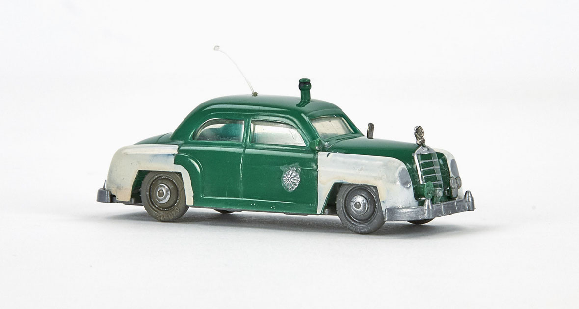 Siku V 52 Mercedes 180 Polizei Peterwagen