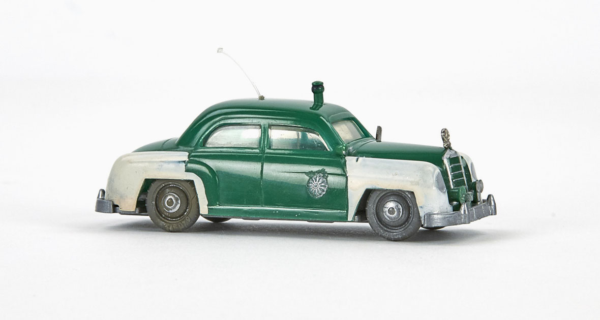 Siku V 52 Mercedes 180 Polizei Peterwagen