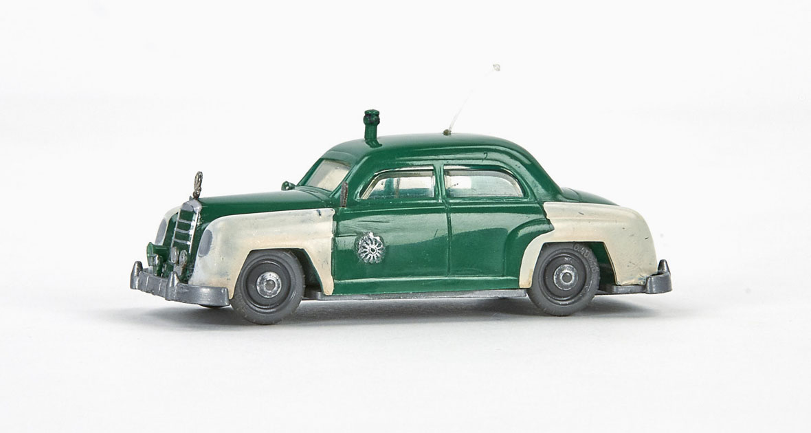 Siku V 52 Mercedes 180 Polizei Peterwagen