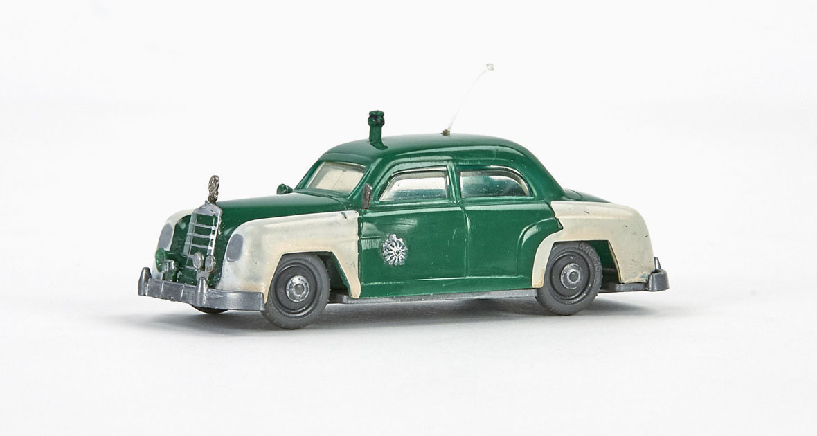 Siku V 52 Mercedes 180 Polizei Peterwagen