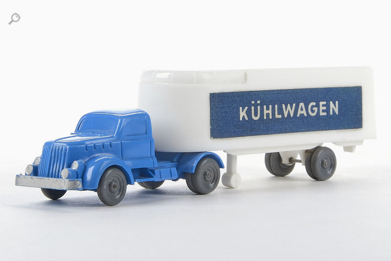 Sattelzug White Typ 2 Kühlwagen