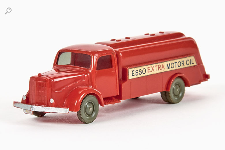 Wiking Mercedes Benz L 5000 Esso-Tankwagen